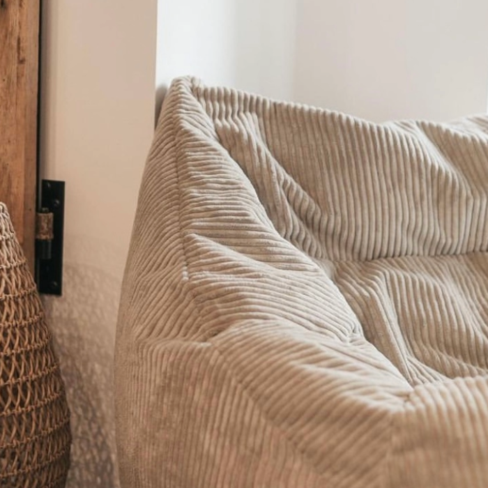 Cord Bean Bag Armchairs vs. Traditional Armchairs: Which Is Better for Modern Living?