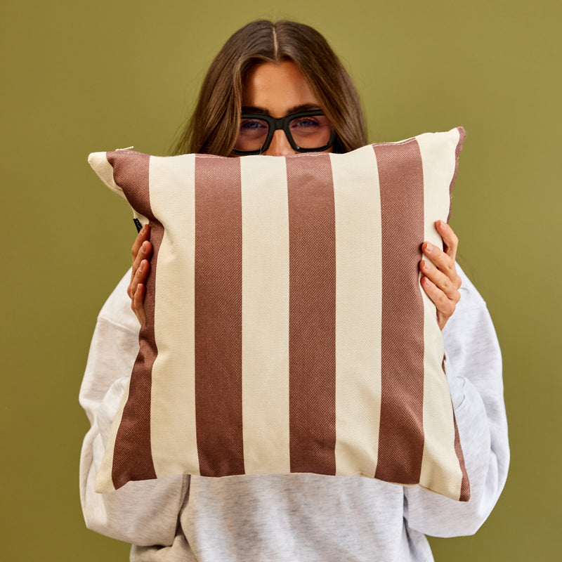 Stripe Indoor-Outdoor Kissen – Braun