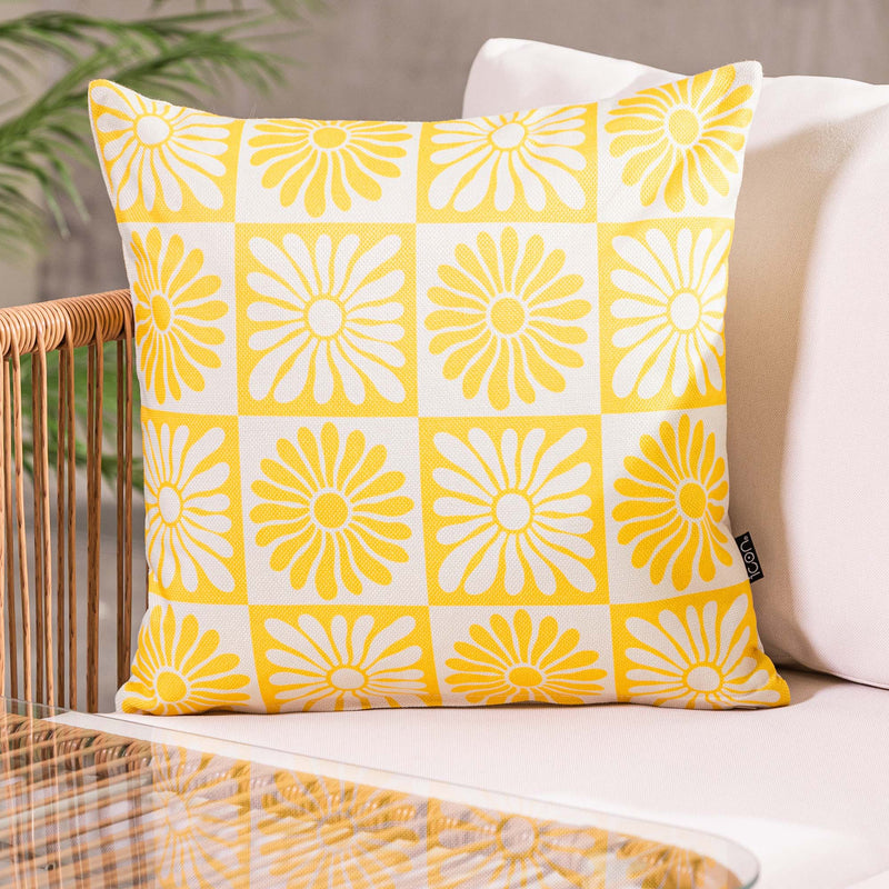 Indoor-Outdoor-Kissen „Sommerblume“ – Gelb