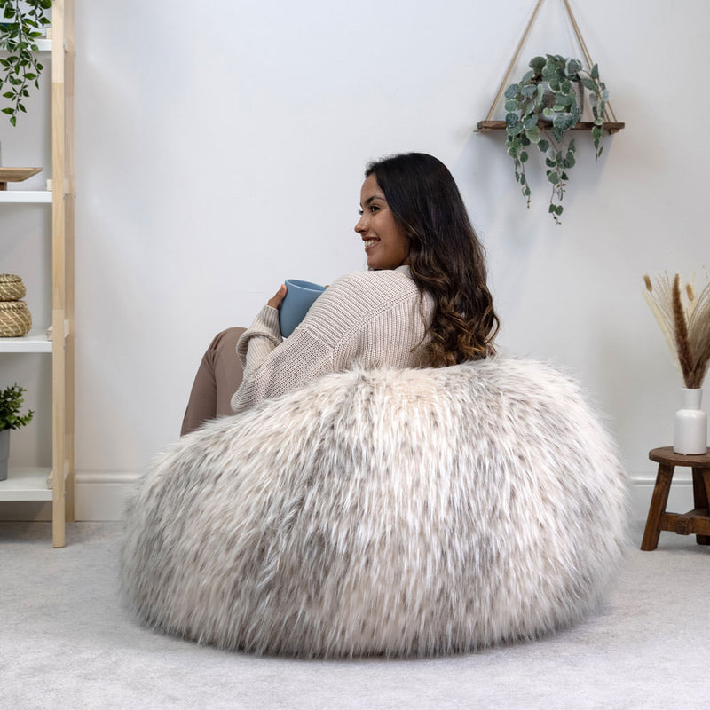 Sitzsack aus Kunstfell – Natur