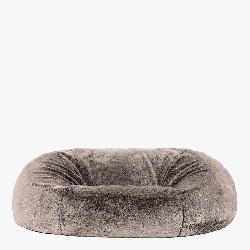 Kenai Cloud Zweisitzer-Sitzsack aus Kunstfell – Arctic Wolf
